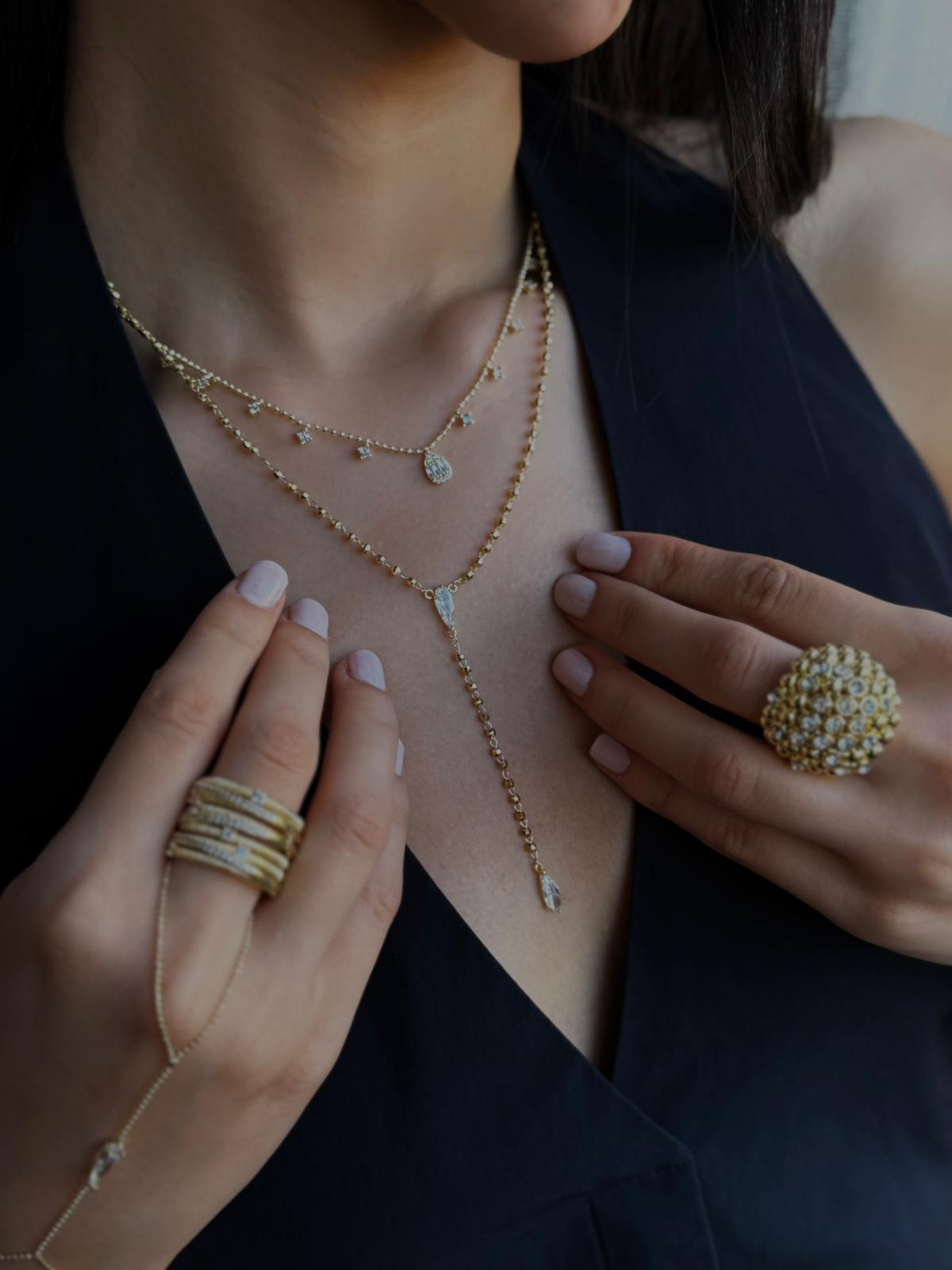 Perla Y Kolye